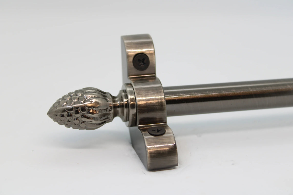 Princes Metal Bavaria stair rod — Antique Pewter finish with Pine finial