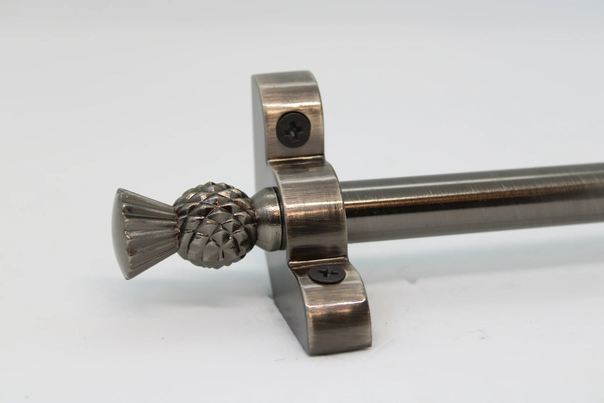 Princes Metal Bavaria stair rod — Antique Pewter finish with Thistle finial
