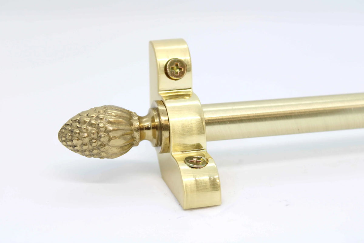 Princes Metal Bavaria stair rod — Brushed Brass finish with Pine finial