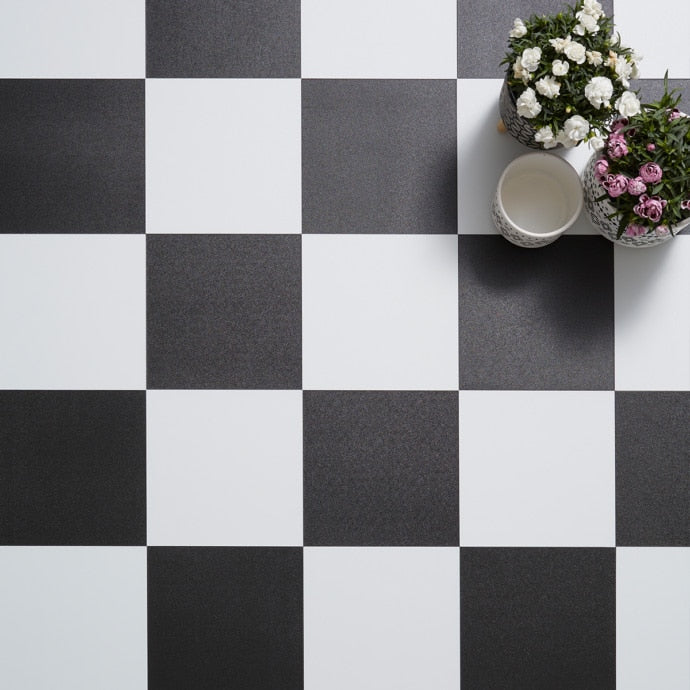J2 Victorian — Checkers