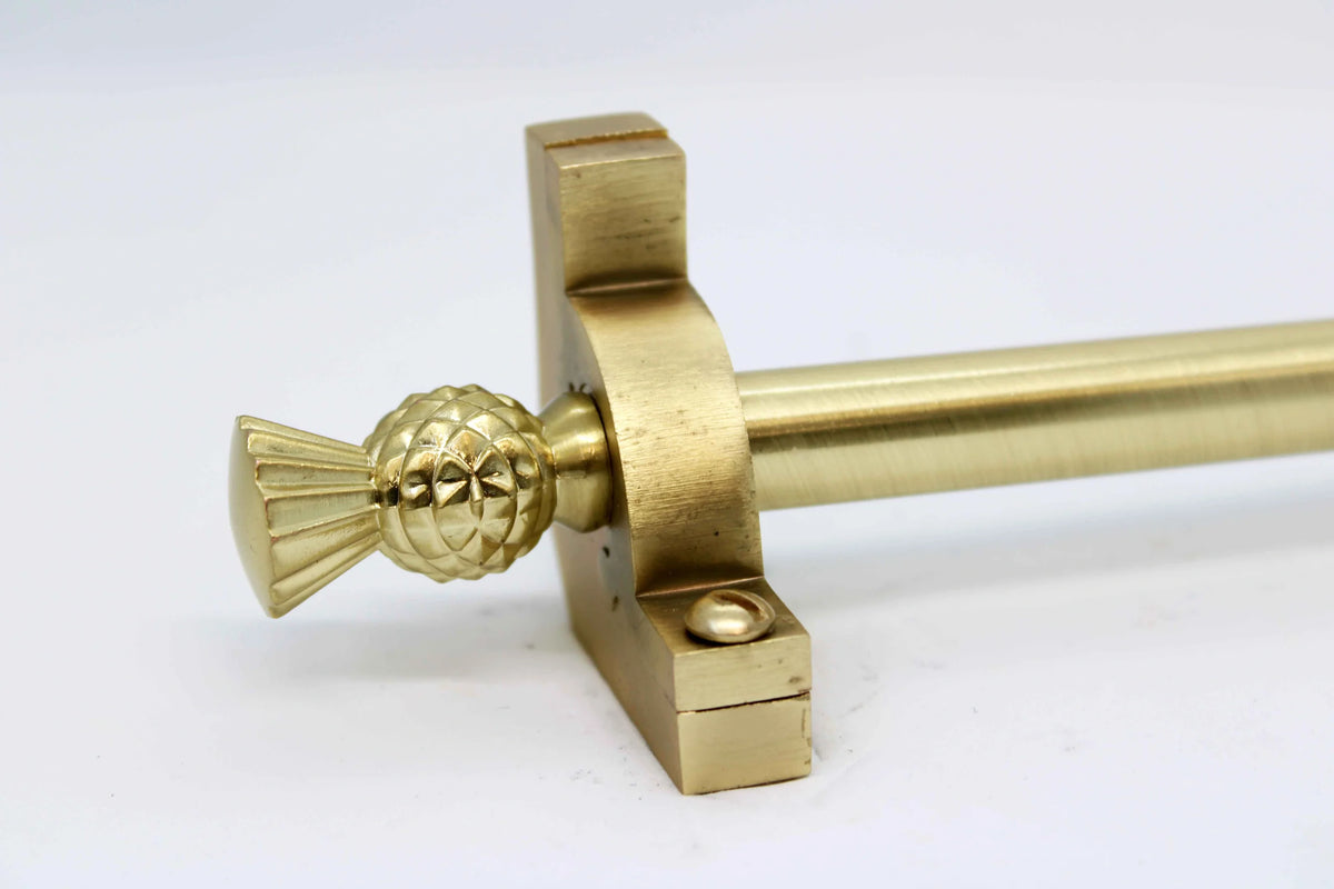 Princes Metal Chateau stair rod — Brushed Brass finish with Thistle finial