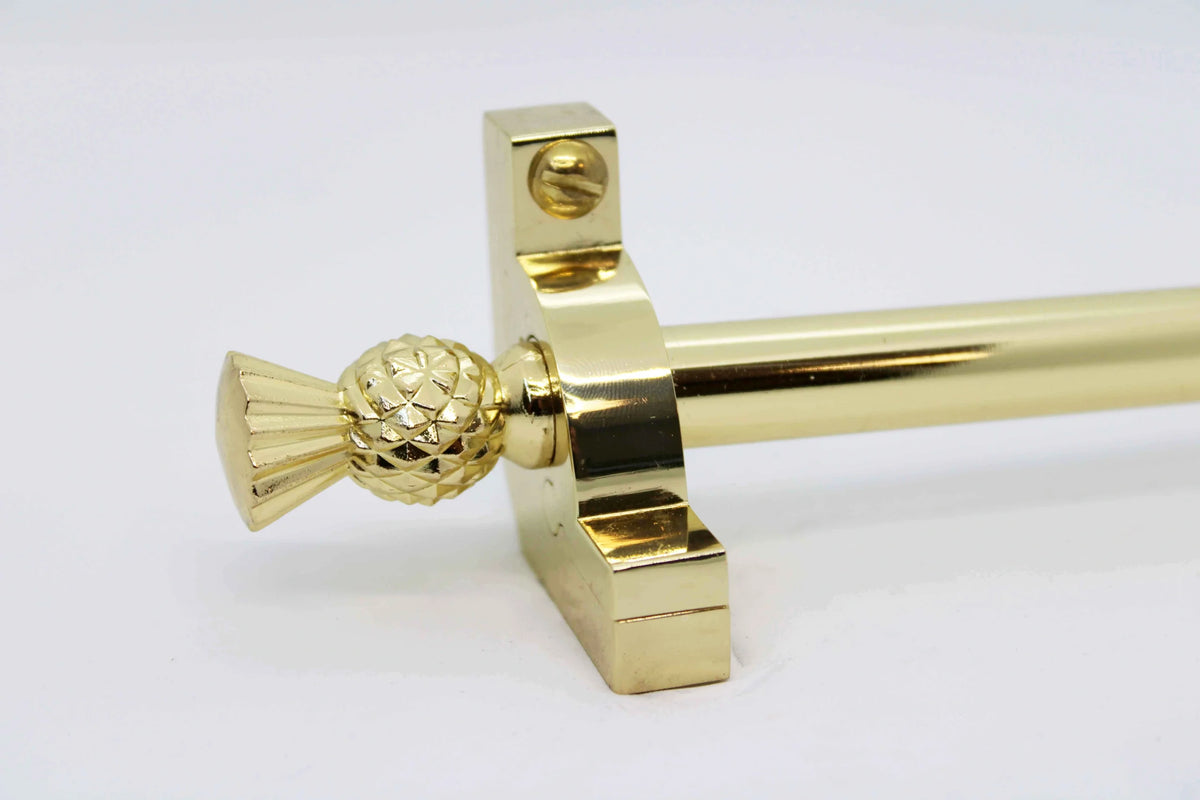 Princes Metal Chateau stair rod — Polished Brass finish with Thistle finial